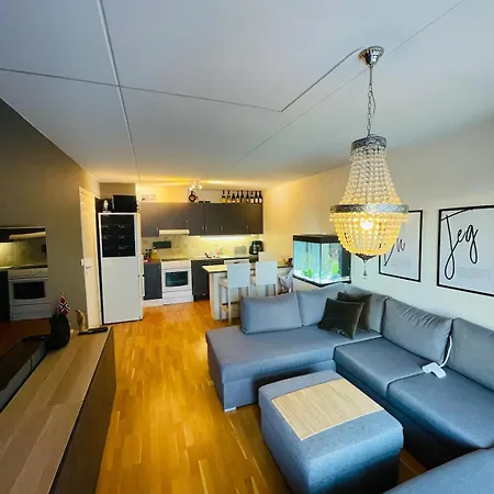 Apartament 40kvd Ap Walking Distance To Everything And Parking *
