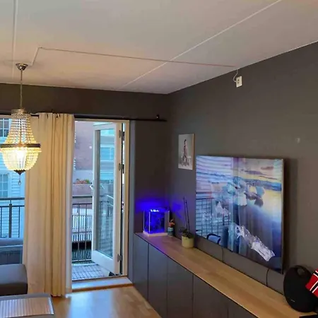 Apartament 40kvd Ap Walking Distance To Everything And Parking